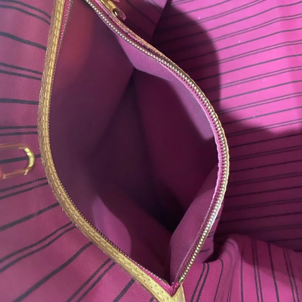 Authentic Louis Vuitton Delightful MM - Picture 14 of 16